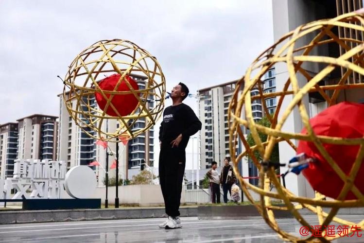 发现上海 · 体育丨奉贤滚灯一转，转出“沪派江南”新春盛景