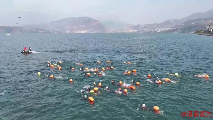 特写：新年“第一渡”