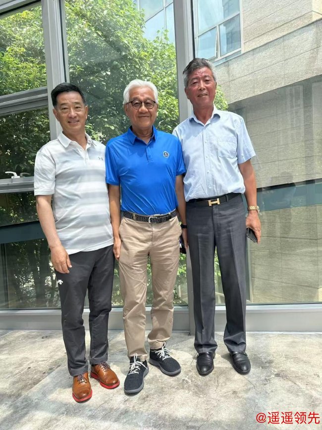 从左到右：马家炜、戴耀宗、于德明